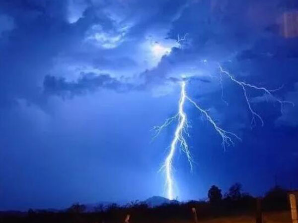 梅雨季節(jié)，光伏電站應(yīng)該如何預(yù)防雷擊？