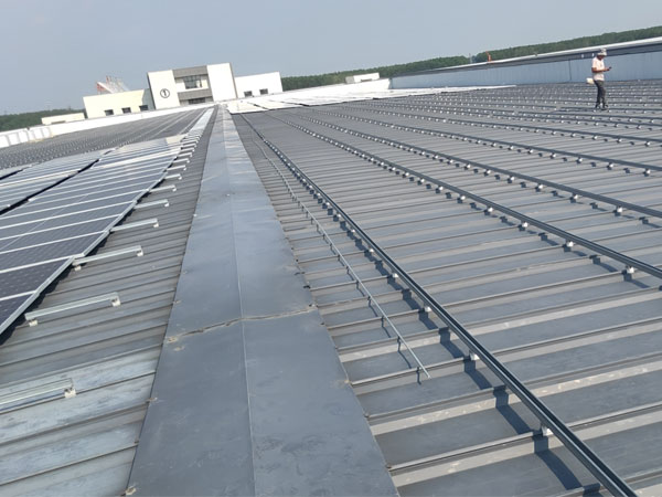 光伏電站發(fā)電量低？你的太陽能板支架安裝對了嗎？
